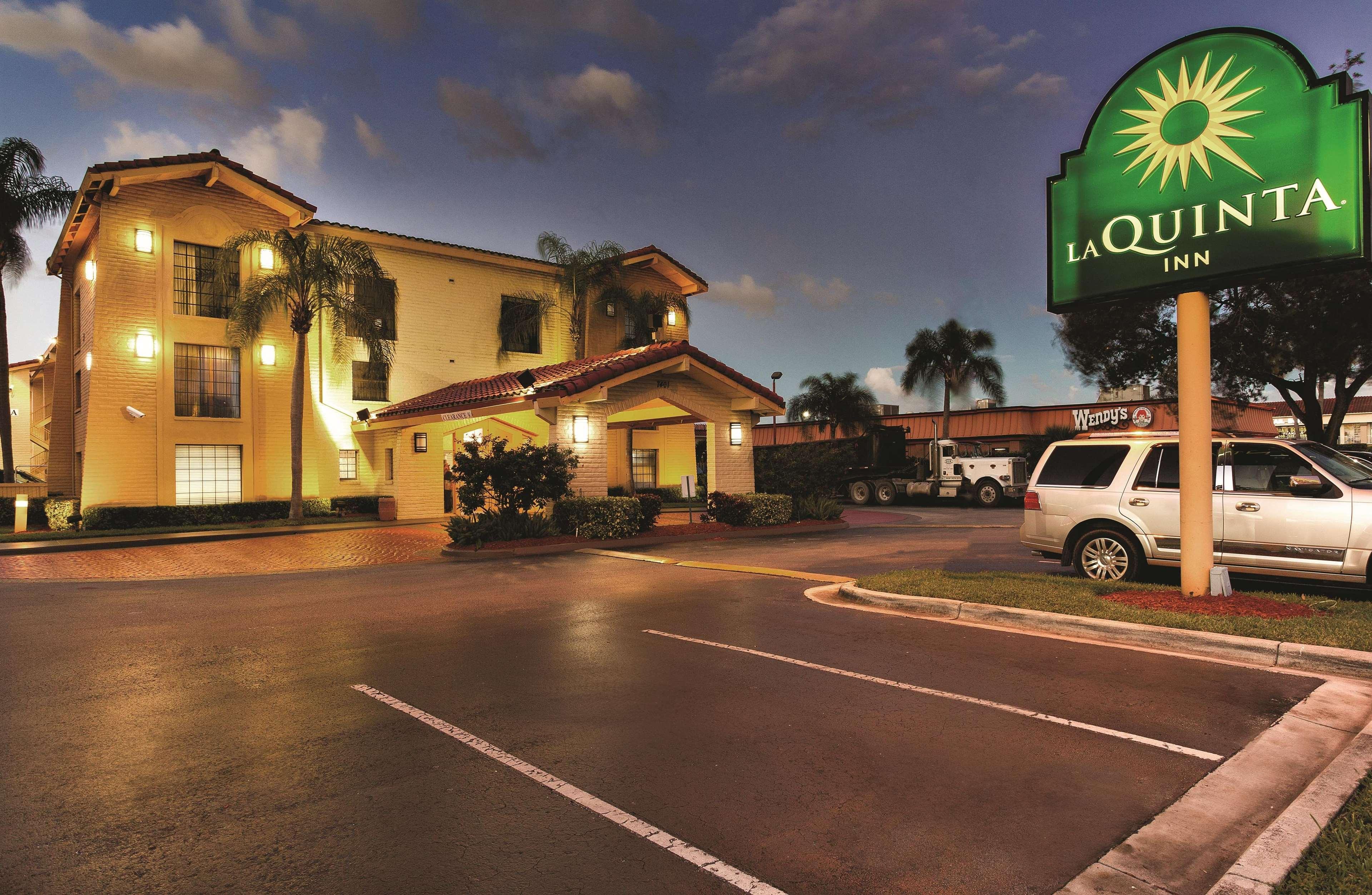 La Quinta Inn By Wyndham Miami Airport North Miami Springs Exterior foto