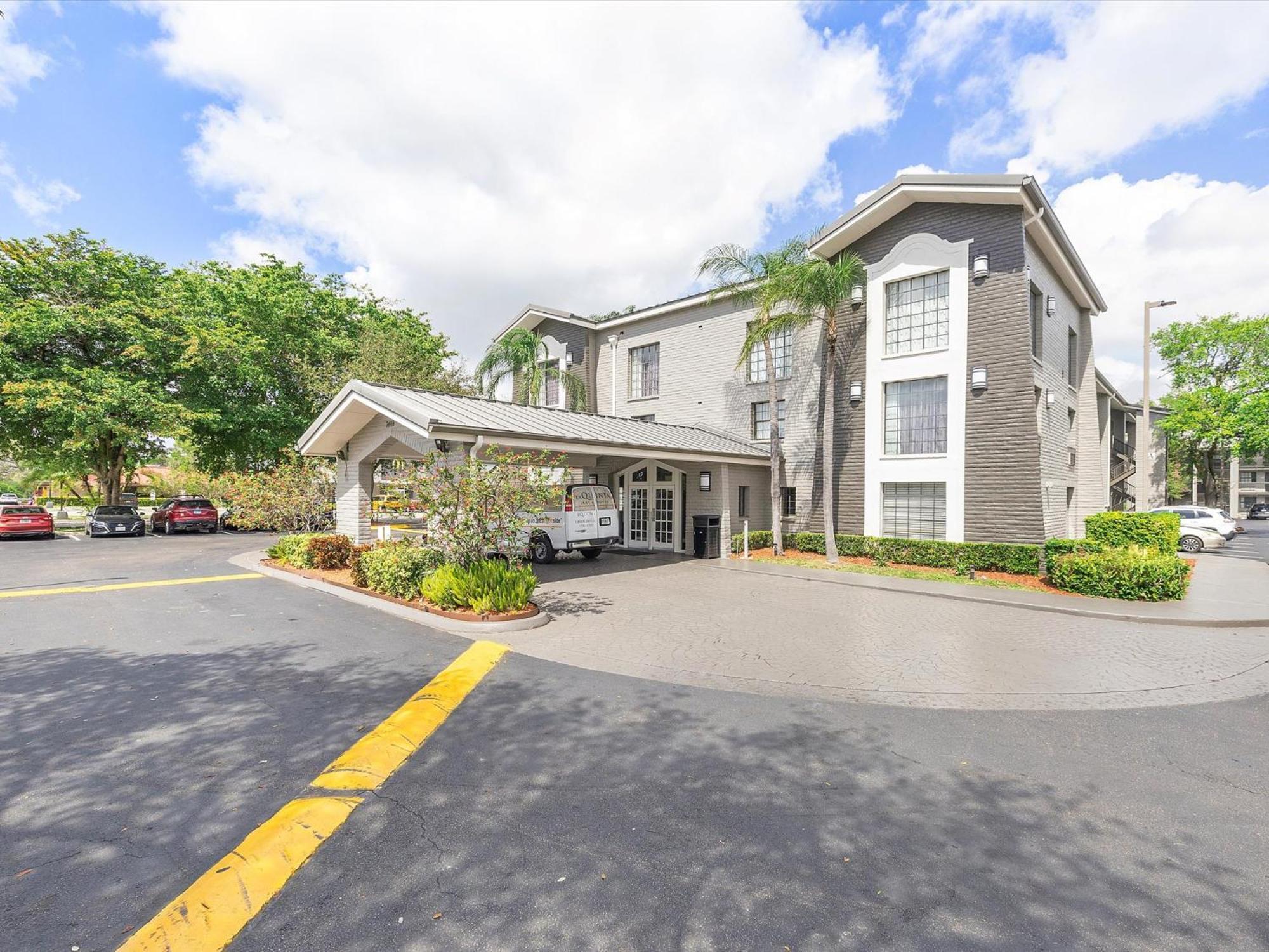 La Quinta Inn By Wyndham Miami Airport North Miami Springs Exterior foto